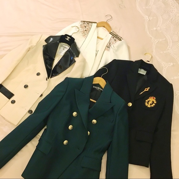 Chanel 2016 beige wool blazer faux leather collars size 34 with silk lining - Picture 7 of 7